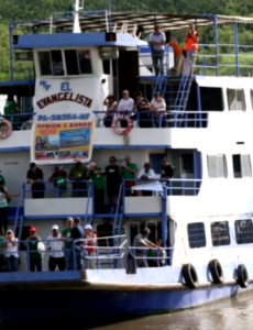 Misión a Bordo (Mission Aboard) first launched the El Evangelista, a 98-foot long riverboat in 2005. The vision of the El Evangelista is “to demonstrate God’s heart for people through simple acts of love and service.”