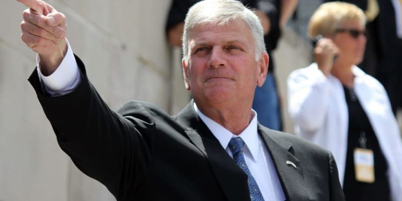 Evangelist Franklin Graham and a team from the Billy Graham Evangelistic Association held a two-day Festival of Hope over the Easter weekend in Cúcuta, Columbia.