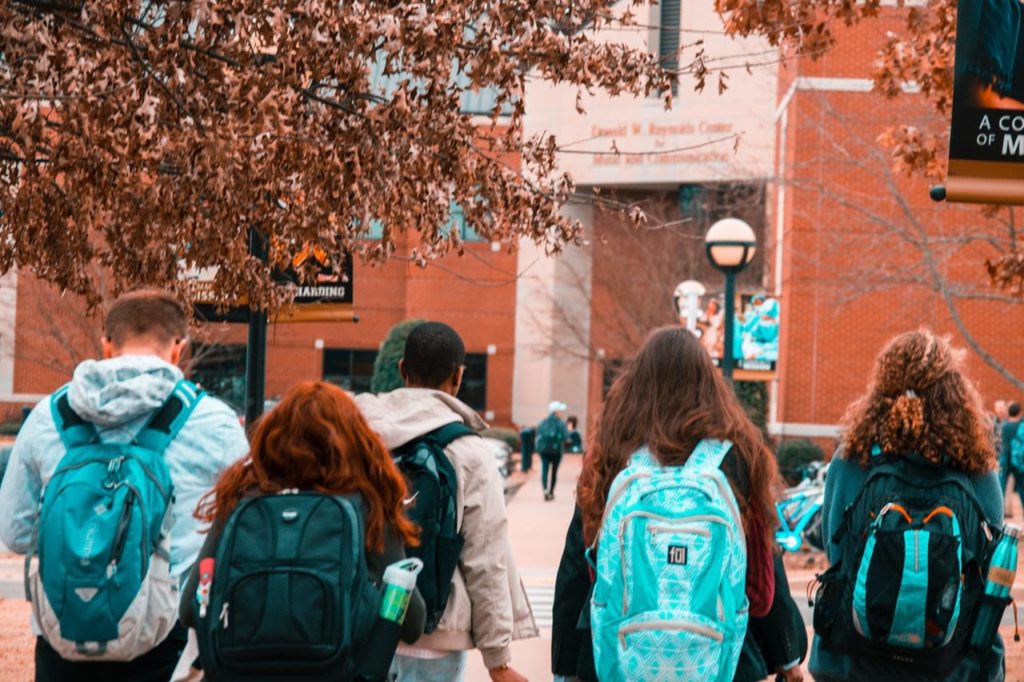 InterVarsity has more than 1,000 active chapters throughout all 50 of the United States on more than 650 college campuses.