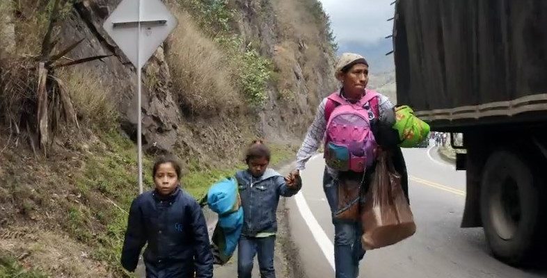 Samaritan's Purse is helping to meet the overwhelming physical and spiritual needs of thousands of migrants, Venezuelans in crisis who are daily entering Colombia.