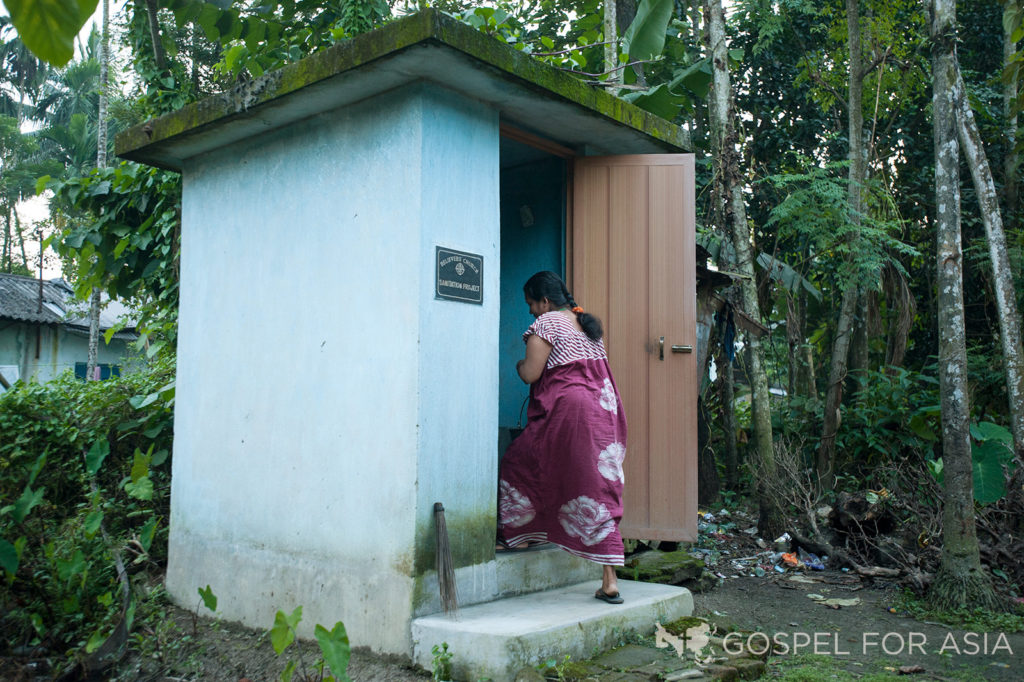 according to current United Nations data, 4.2 billion people – more than half of the entire global population live without a toilet facility at their home.