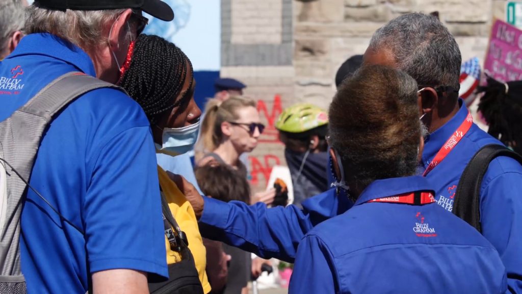 The Billy Graham Rapid Response Team (RRT) is offering the love of Christ after days of protests following the death of George Floyd in Minneapolis.