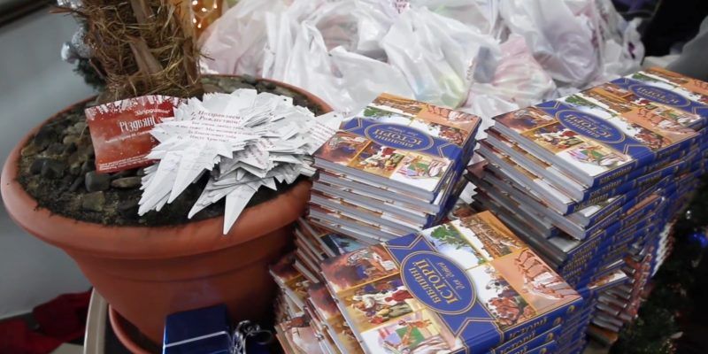 Slavic Gospel Association is on target to distribute Christmas gifts, children’s Bibles, & personalized ornaments to 50000 Children in Russia