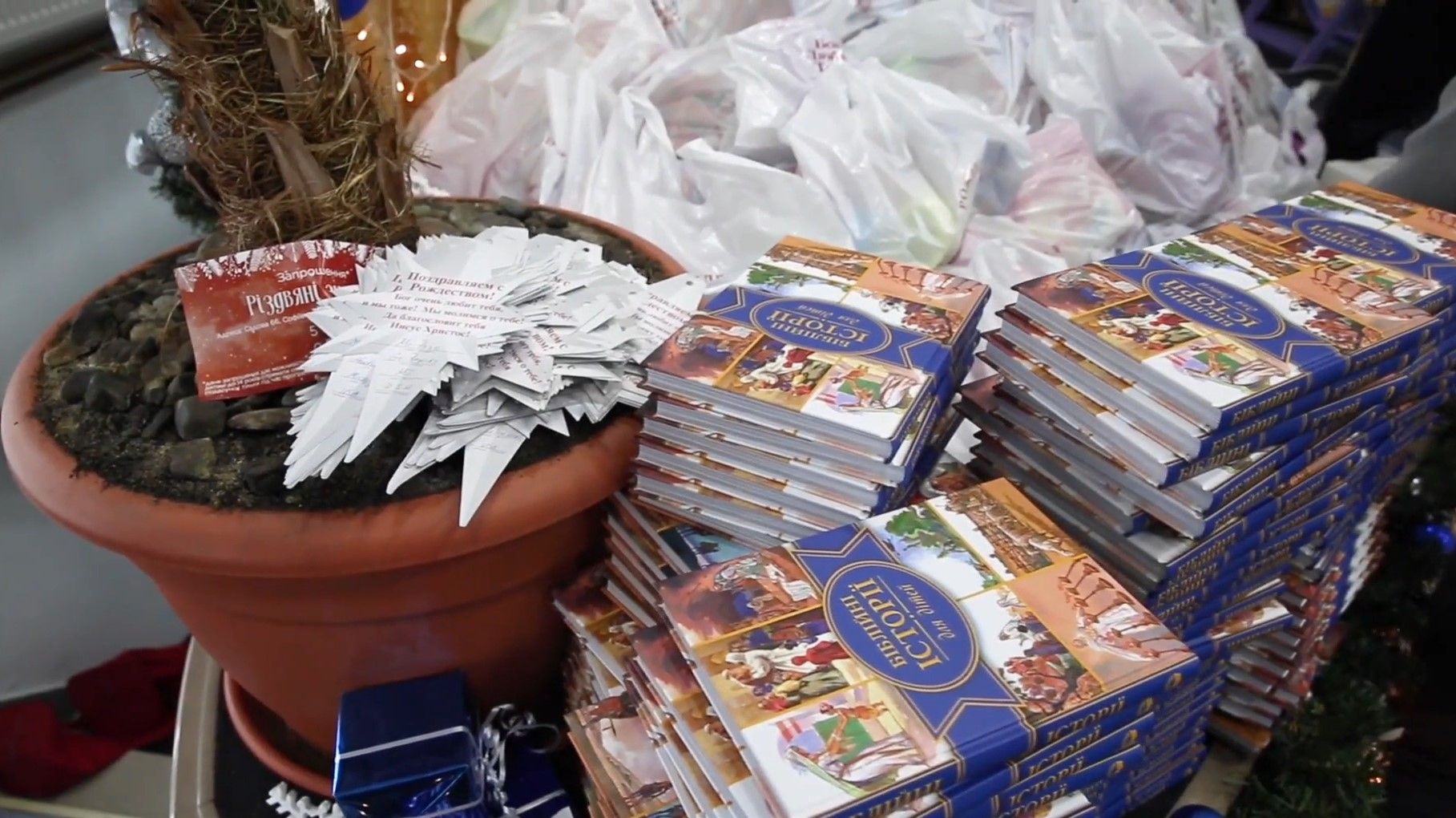 Slavic Gospel Association is on target to distribute Christmas gifts, children’s Bibles, & personalized ornaments to 50000 Children in Russia