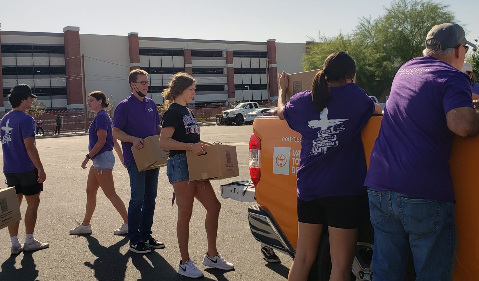 GCU, CityServe Create Distribution System Aid Arizona Families In Need