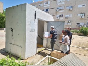 Due to continued rocket attacks across central and southern Israel, IFCJ increased aid to affected citizens waiting out the conflict.