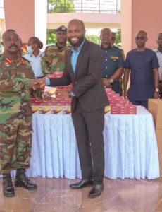 Theovision Christian ministry donated 2,500 audio Bible sticks to the Ghana Armed Forces at the Command Officers’ Mess, Burma Camp, Accra.