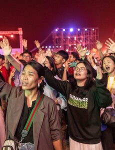 Tens of thousands heard Franklin Graham preach the Good News of Jesus Christ in Ho Chi Minh City, the largest city in Vietnam.