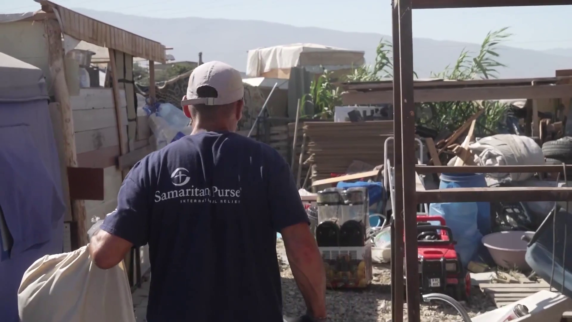 Samaritan’s Purse is providing 21,000 units of refrigerators, fans, and shade kits to earthquake survivors in Turkey who are living in tents.