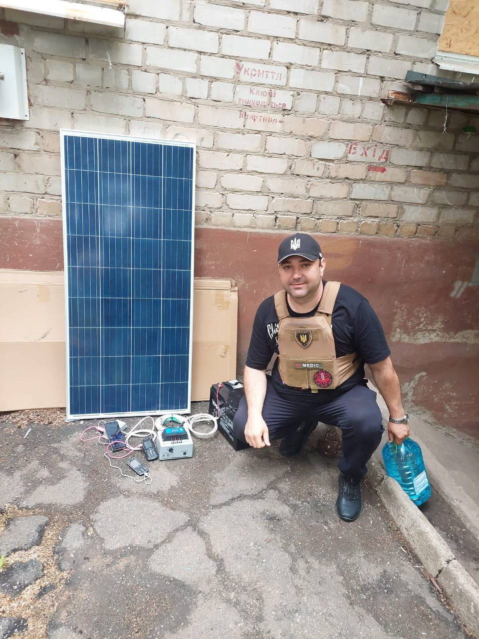  Churches in Ukraine are using portable solar-powered "survival systems" to bring relief and hope to those without electricity.