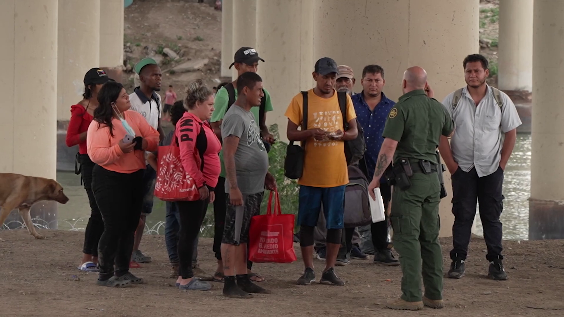 Ministries and faith communities are joining forces to serve and assist the migrants who are at the northern border of Mexico.