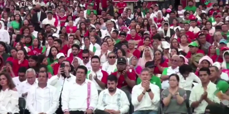 In a testimony of faith, more than 20,000 Christians gathered in Tuxtla Gutiérrez for the Day of Thanksgiving to God for peace in Chiapas.
