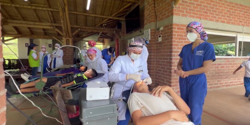 In Colombia, the Foundation Misericordia, in collaboration with the University Antonio Nariño, carried out a dental brigade.