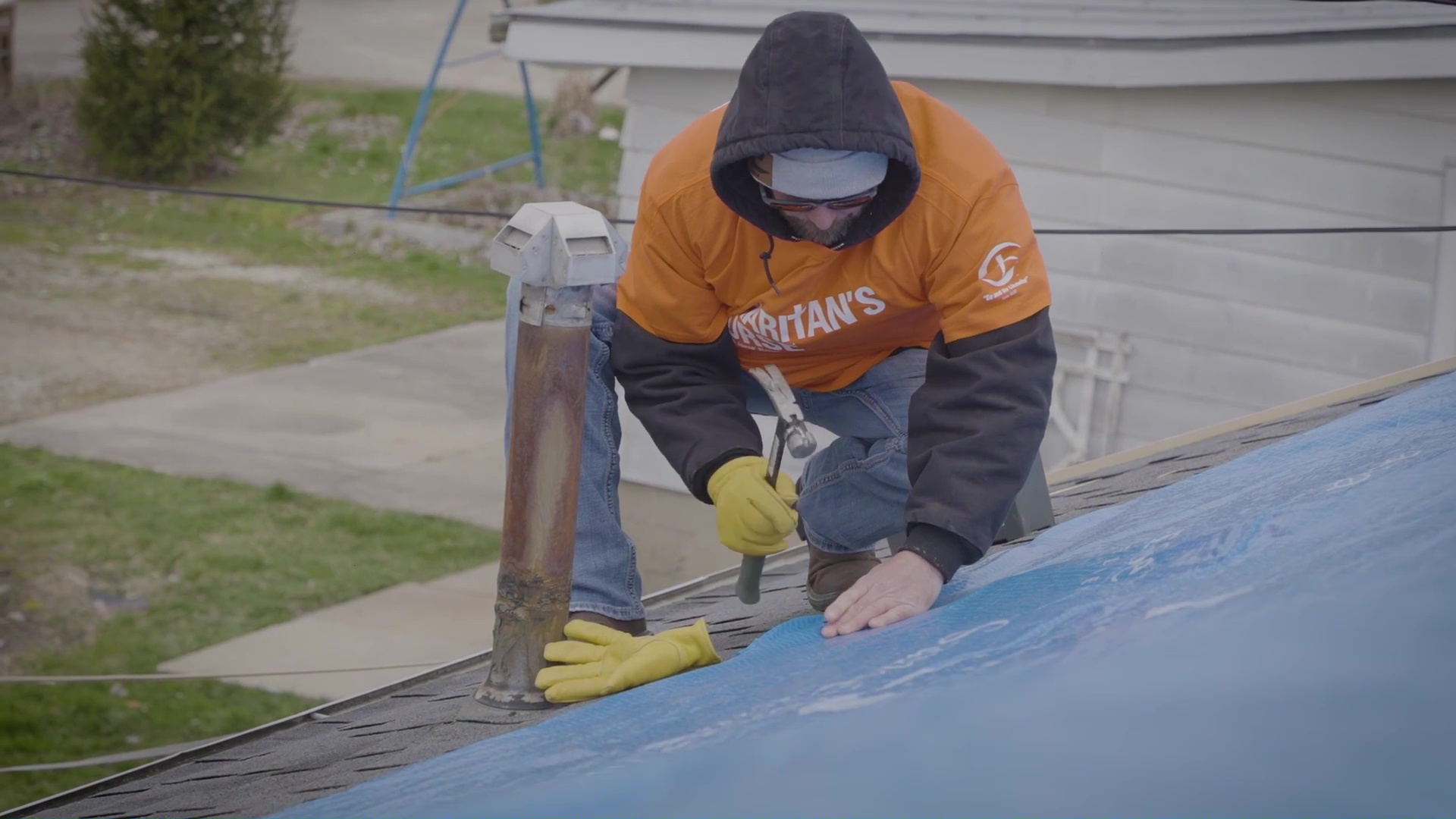 Samaritan’s Purse volunteers are helping homeowners in Logan County, Ohio, and the Selma/Winchester area of Indiana.
