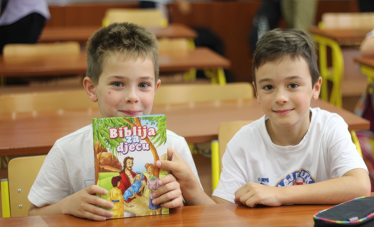 EEM to fund printing and distribution of more than 570,000 children and teen Bibles free for young souls across Eastern Europe and beyond.
