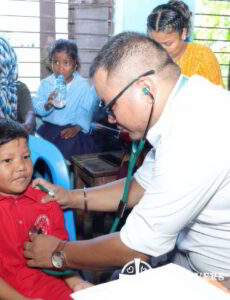 On August 30, 2024, the Hope for Children Birtamod Center successfully organized a free medical camp for children and residents.