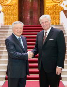 Pastor Franklin Graham Was Welcomed in Vietnam by The Standing Deputy Prime Minister and Government Officials in Hanoi.