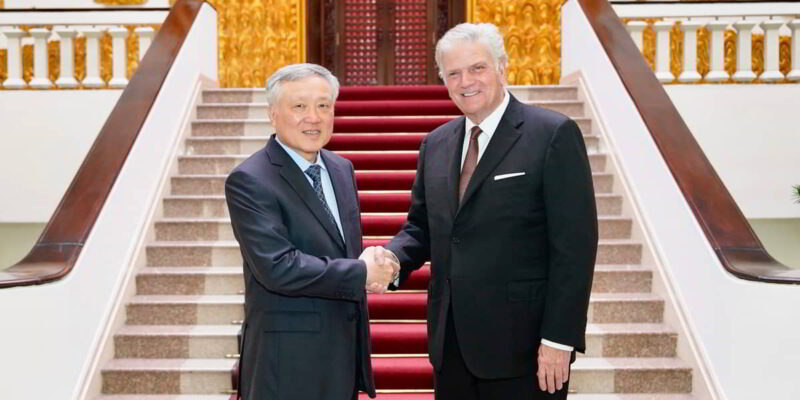 Pastor Franklin Graham Was Welcomed in Vietnam by The Standing Deputy Prime Minister and Government Officials in Hanoi.